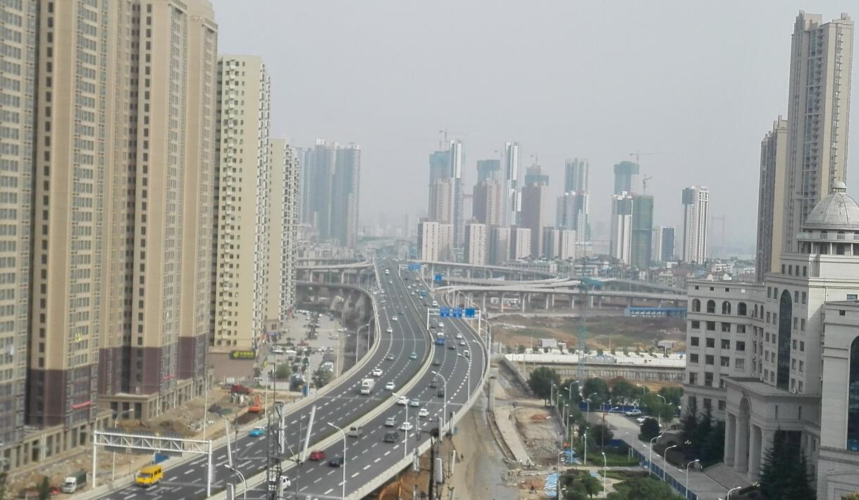 武漢市鸚鵡洲長江大橋漢陽互通